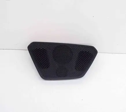 BMW 3 G20 G21 Dash center speaker trim cover 6831282