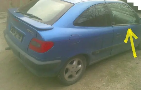 Citroen Xsara Front door window/glass (coupe) 