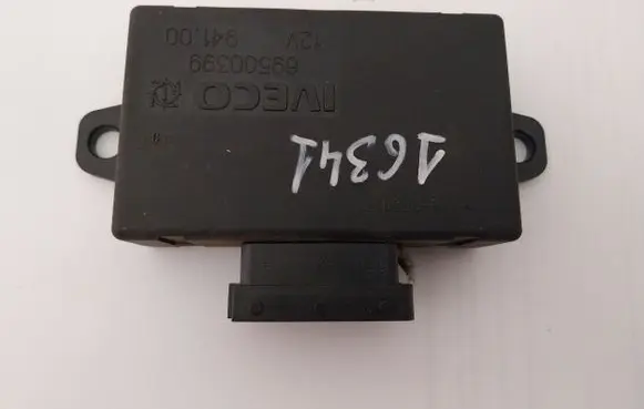 Iveco Daily 4th gen Door central lock control unit/module 69500399 12V94100