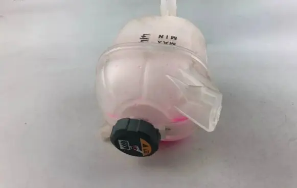 KIA Sportage Coolant expansion tank/reservoir 25430-P0000