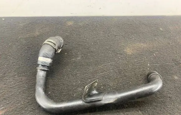 Audi Q7 4L Engine coolant pipe/hose 059103227L