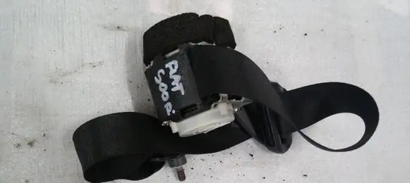 Fiat 500 Rear seatbelt