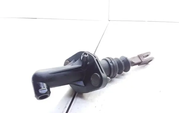 Opel Omega B1 Clutch slave cylinder 90578369