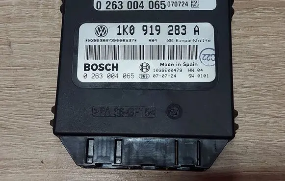 Volkswagen Golf V Parking PDC control unit/module 1K0919283A
