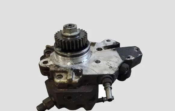 Renault Laguna III Fuel injection high pressure pump 0445010099