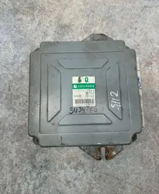 Subaru Legacy Engine control unit/module 22611AH620 227263M 1122007263