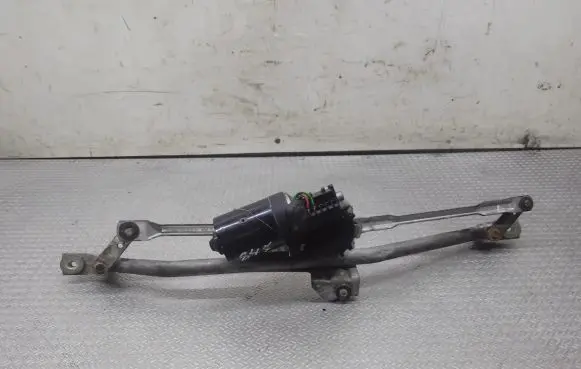 Audi A4 S4 B5 8D Front wiper linkage and motor 8D1955605B