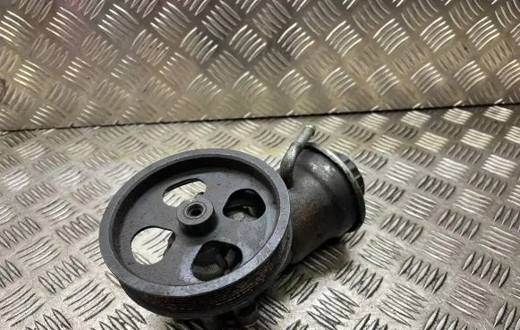 Toyota Corolla Verso E121 Power steering pump 12180