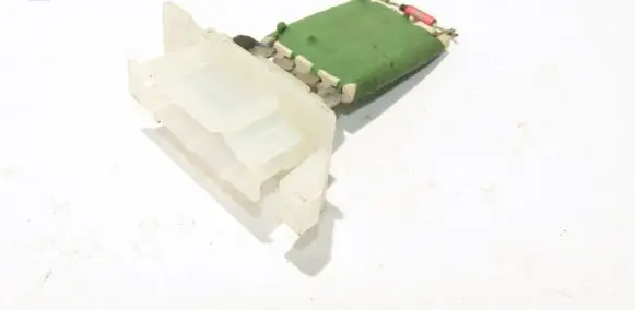 Toyota Aygo AB10 Heater blower fan relay 