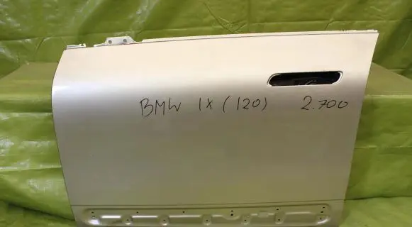 BMW iX Front door 000259