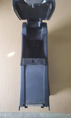 Volvo XC60 Armrest 