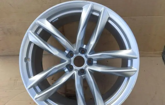 Audi A6 S6 C7 4G R21 alloy rim 