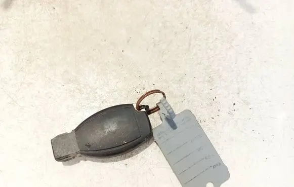 Mercedes-Benz A W169 Ignition key/card 