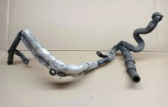 Volkswagen Caddy Engine coolant pipe/hose 04L121065BR