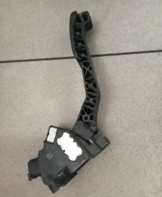 Toyota Yaris Accelerator throttle pedal 781100D010 50530174264 09033A