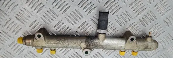 Jeep Cherokee III KJ Fuel main line pipe