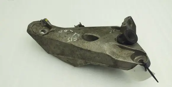 BMW X5 F15 Engine mounting bracket 6859785 22116859785