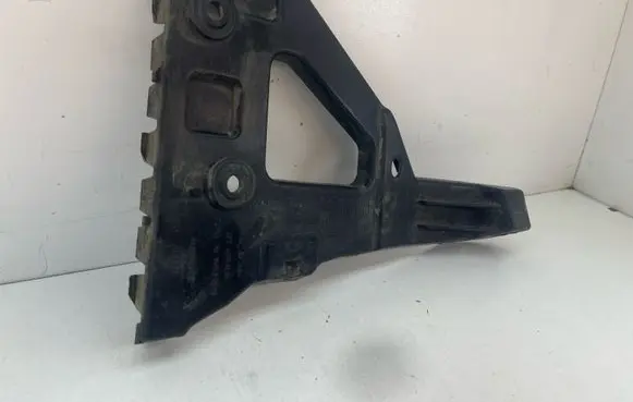 Audi A6 S6 C6 4F Front bumper mounting bracket 4F0807227