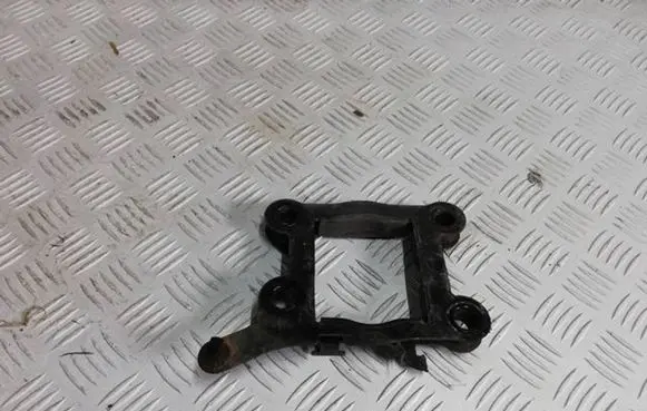 Citroen DS5 Front bumper mounting bracket 9800645680
