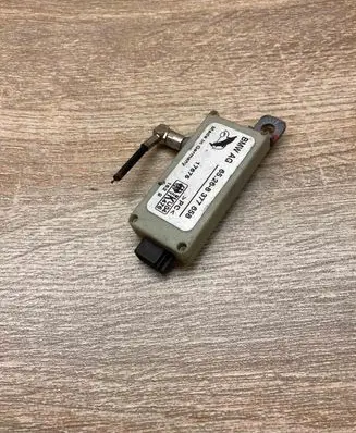 BMW X5 E53 Aerial antenna amplifier 8377658