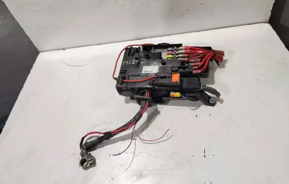 Porsche Cayenne (92A) Fuse module 7P0937548H