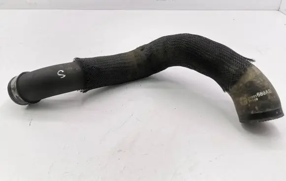 Chrysler 300 - 300C Intercooler hose/pipe 04861689AB 31959