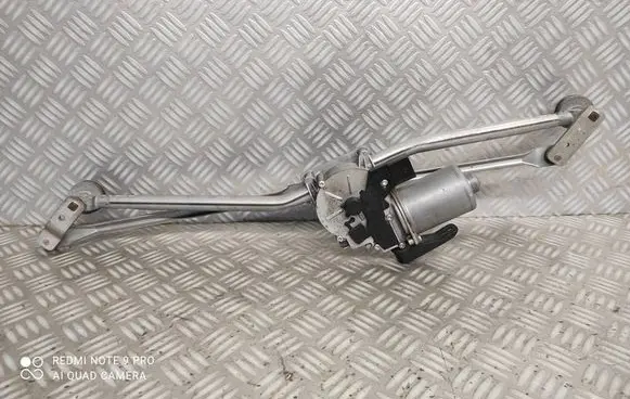 Front wiper linkage and motor