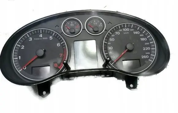 Audi A3 S3 8P Speedometer (instrument cluster) 8P0920930J