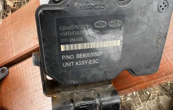 Hyundai i40 ABS Pump 01115386ABB BE60031507