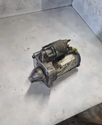 Volvo V40 Starter motor 30659478