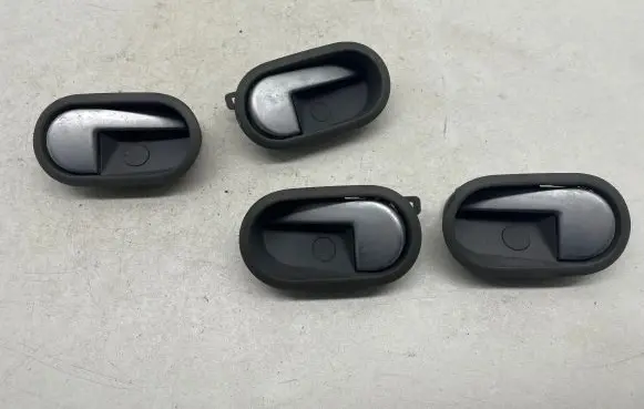 Rear door interior handle