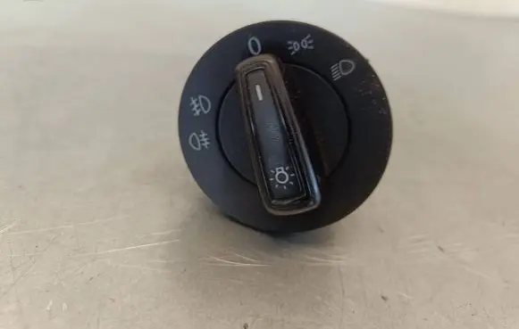 Volkswagen Golf VII Light switch 5G0941431AR 10097005