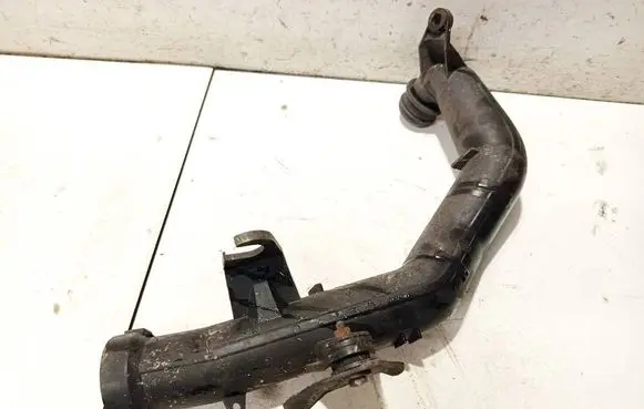 Peugeot 605 Intercooler hose/pipe 960451978