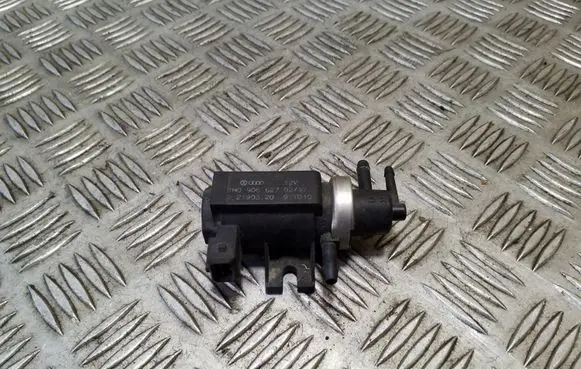 Audi A6 S6 C4 4A Turbo solenoid valve 1H0906627 72190320