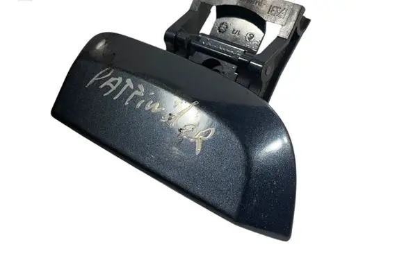 Nissan Pathfinder R51 Rear door exterior handle 82607eb
