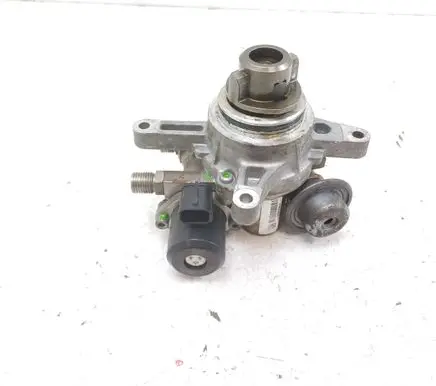 Porsche Panamera (970) Fuel injection high pressure pump 94811031523