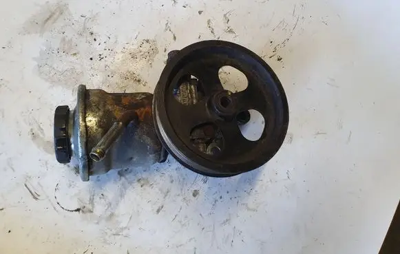 Toyota Corolla Verso AR10 Power steering pump NOCODE