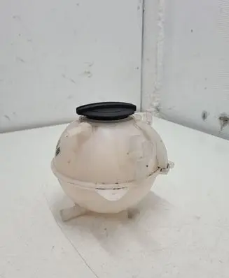 Volkswagen Beetle A5 Coolant expansion tank/reservoir 5C0121407