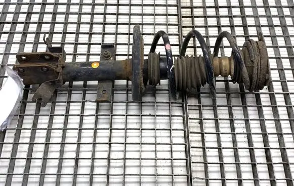 Renault Clio IV Front shock absorber/damper 