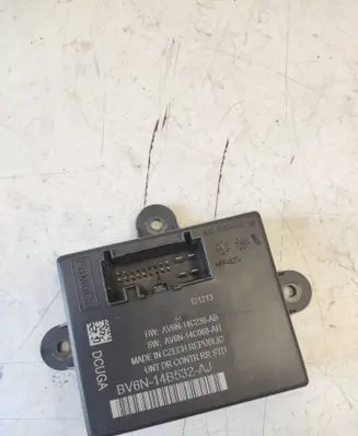 Ford Focus Door control unit/module AV6N14C236AB BV6N14B532AJ