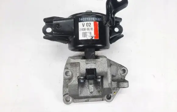 KIA Soul Gearbox mount 218303Z200