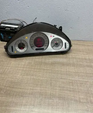 Mercedes-Benz E W211 Speedometer (instrument cluster) A2115403611 110080004