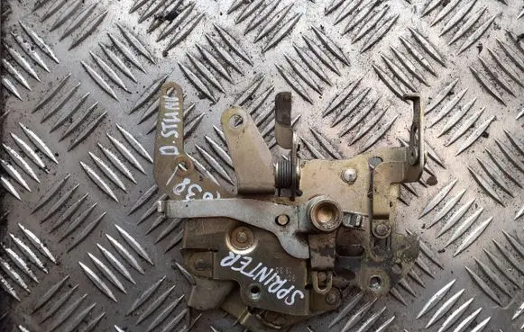 Mercedes-Benz Sprinter W901 W902 W903 W904 Sliding door lock 9017301135