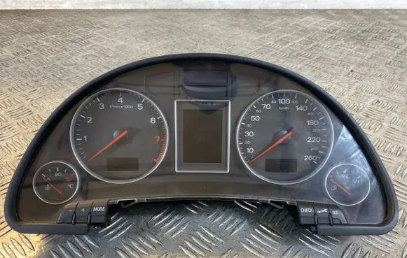 Audi A4 S4 B6 8E 8H Speedometer (instrument cluster) 8E0920900H 0263626021