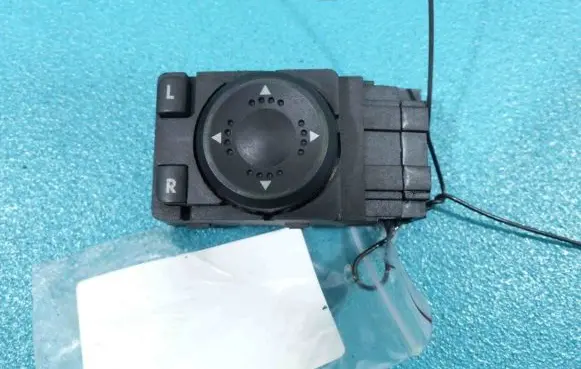 Volkswagen PASSAT B5.5 Electric window control switch 3B1959565 IMPRK854996