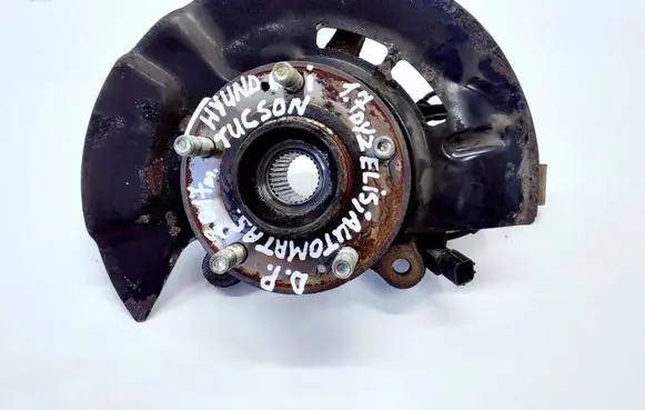 Hyundai Tucson TL Front wheel hub 