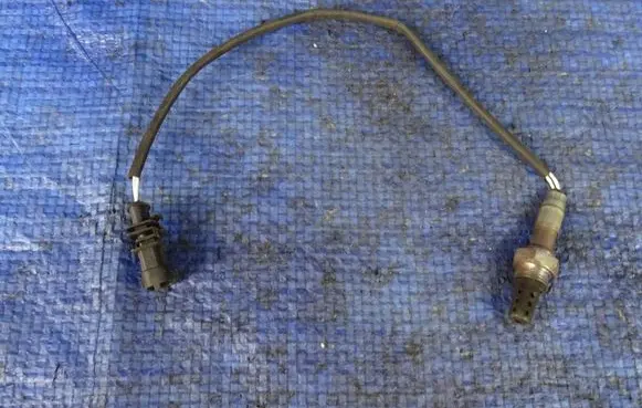 Opel Astra J Lambda probe sensor ADG070101