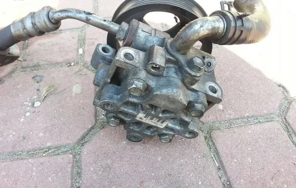 Ford Focus Power steering pump