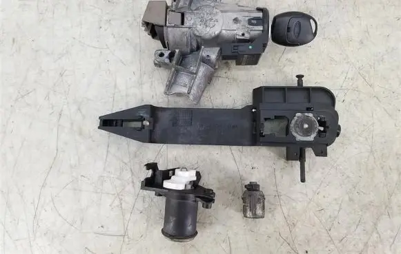 Ford Fiesta Ignition lock