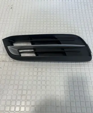 BMW 5 F10 F11 Front bumper lower grill 7331734 5111